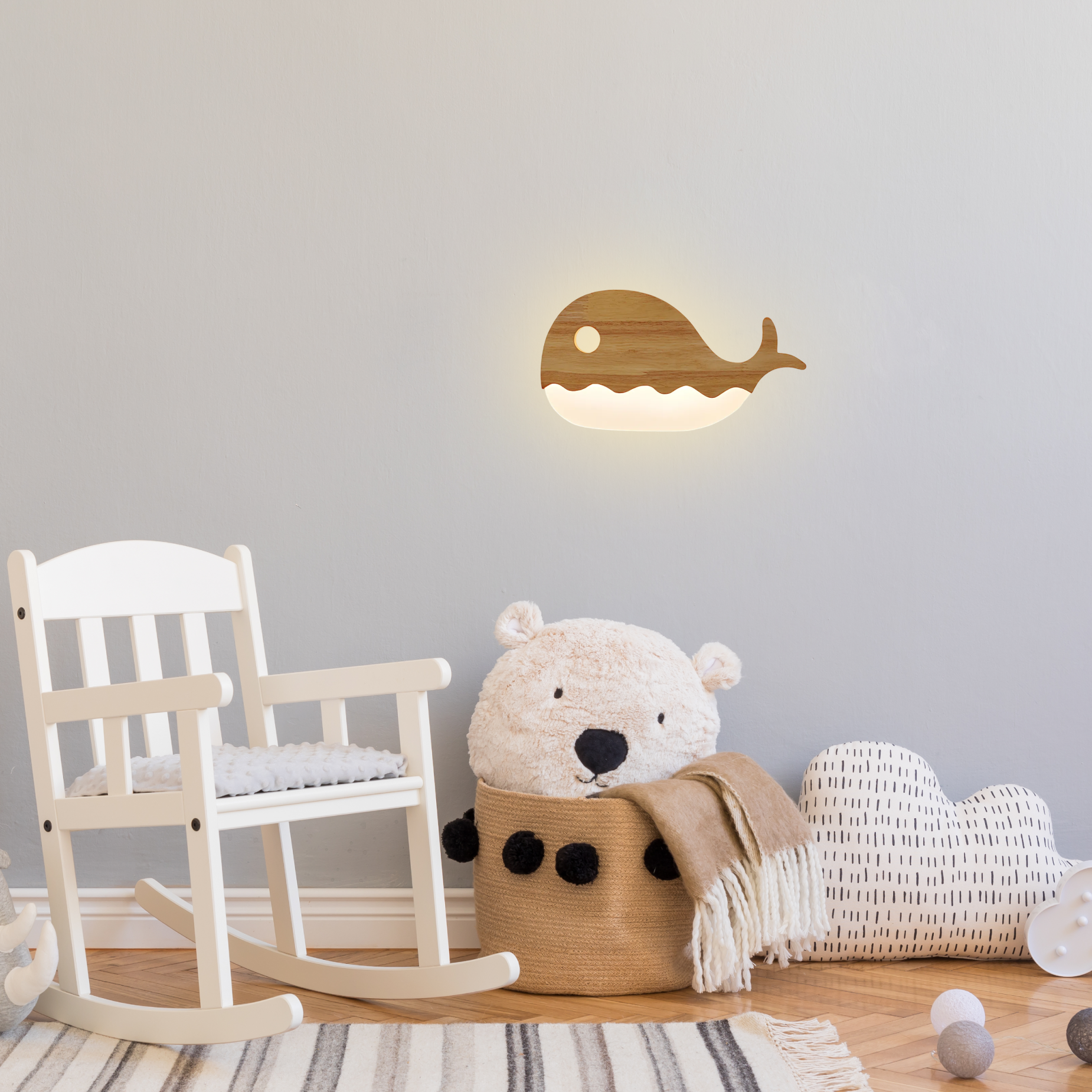Whaley Glow wall lamp